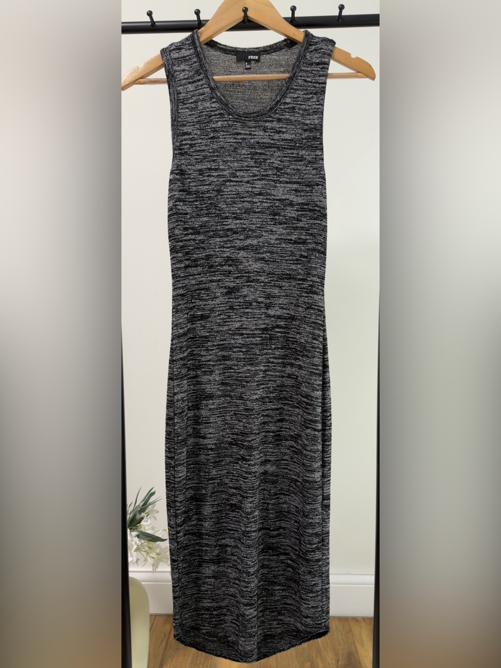🖤 Wilfred Free Aritzia Marled Black Gray Sleeveless Maxi Dress | S